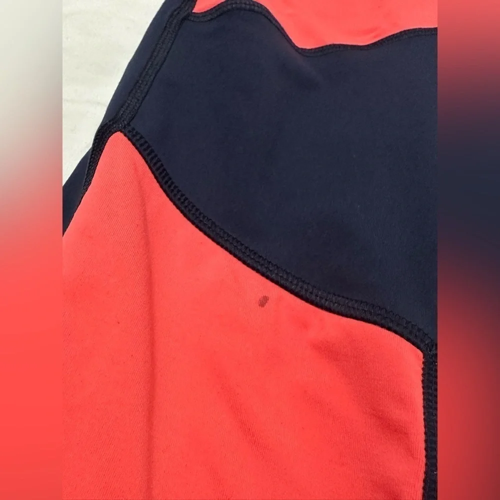 Lululemon Pump It Up Pant *small stain*